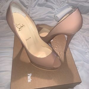 Christian Louboutin Lady Peep